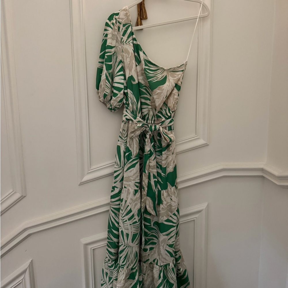Flying Tomato One Shoulder Dress in Green and Cream